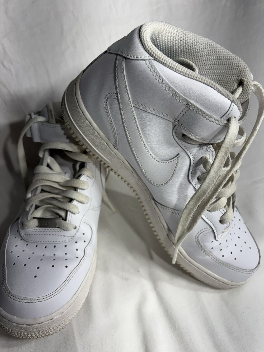 Nike Air Force 1 Shoes Mens Size 8.5 Mid 07 Triple White 315123 111 Sneakers AF1